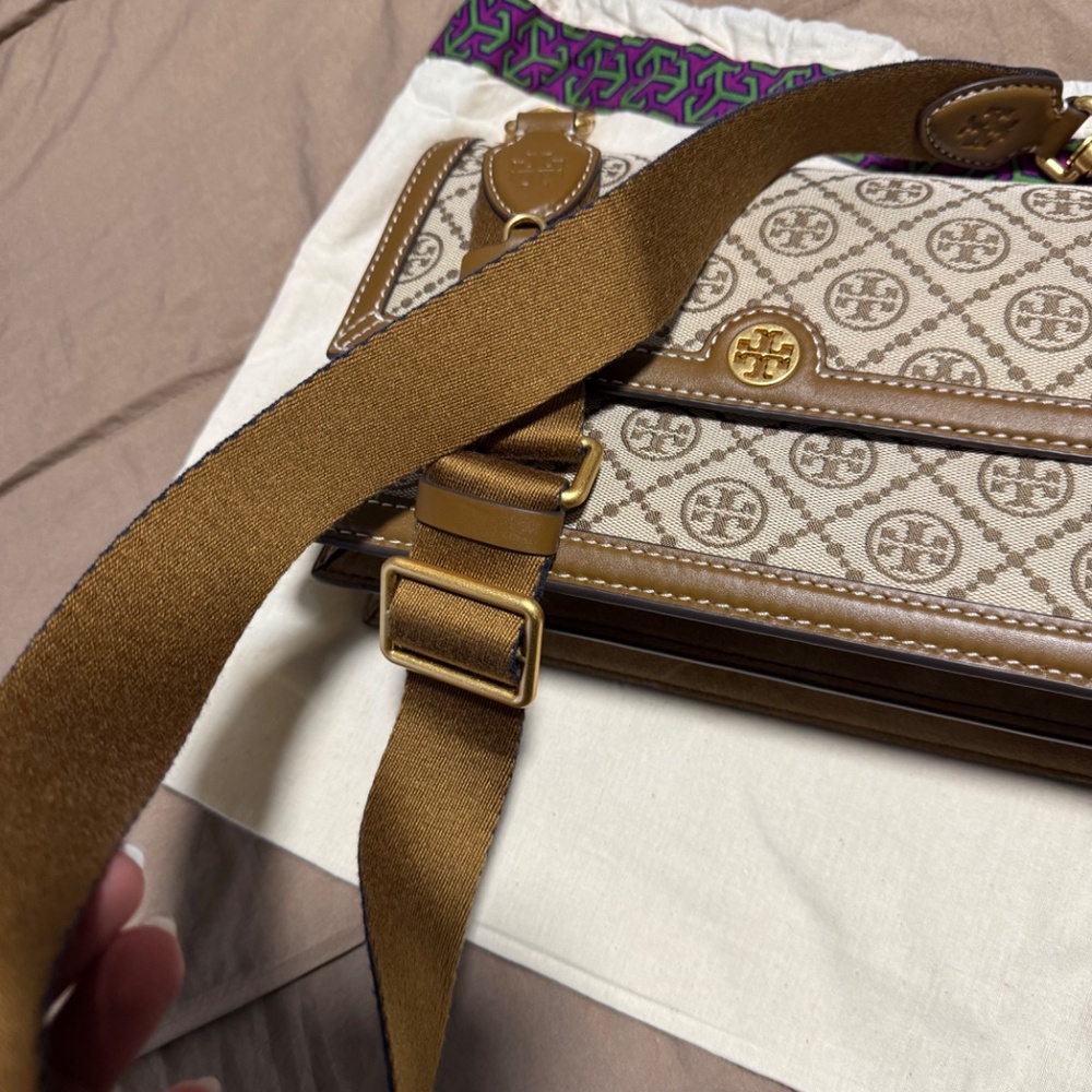 Tory Burch - Picture 2 of 10